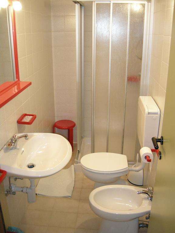 Hotel Europa Cembra Cembra Lisignago Room photo