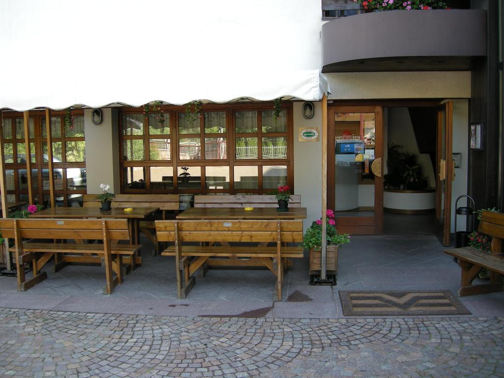 Hotel Europa Cembra Cembra Lisignago Exterior photo